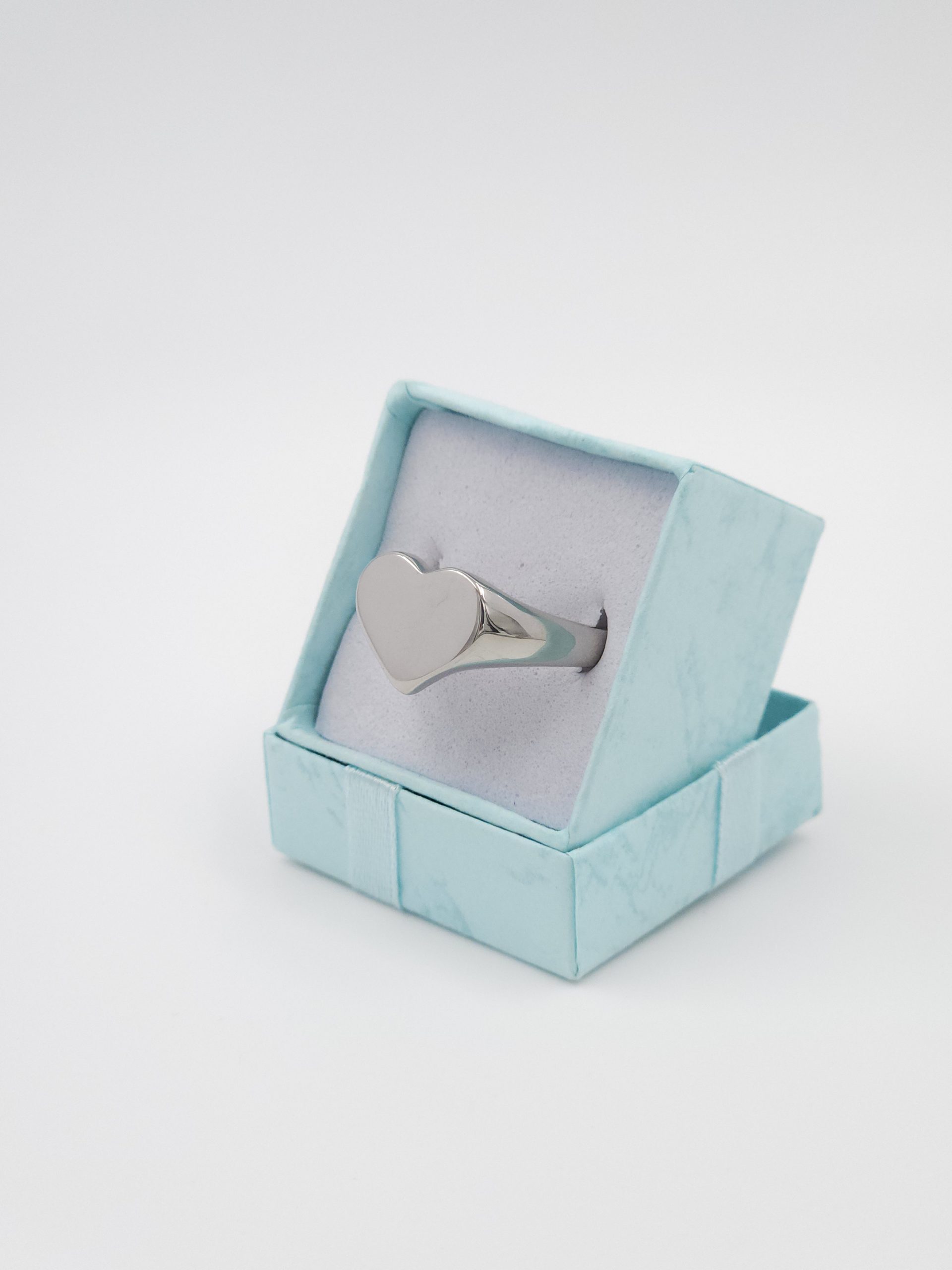 Ring met hartdesign